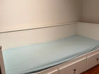 Ikea Hemnes seng/sovesofa
