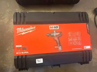 MILWAUKEE skruemaskine M18BLPD3