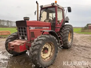 Traktor Case IH 1255 XL