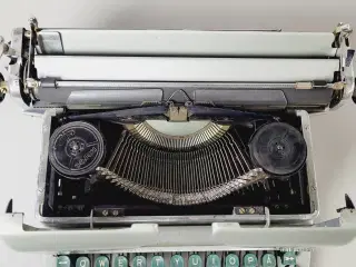 ⭐️· Retro Royal Diana skrivemaskine fra 50'erne