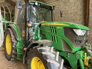John Deere 6115M