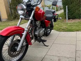 Suzuki maruder gz250