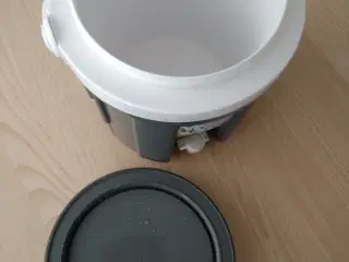 Vandbeholder EDA 4 L 