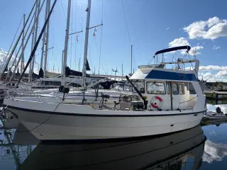 Trawler, arbejds båd, fiskekutter, turbåd