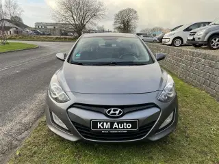 Hyundai i30 1,4 CRDi Comfort 90HK 5d 6g