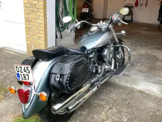 Yamaha xvs 1100 dragstar