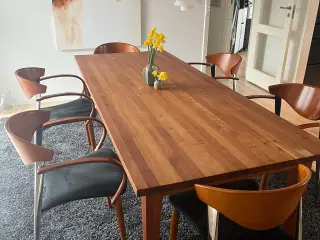 Spisebord - massivt kirsebærtræ