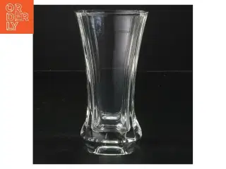 Glasvase (højde 17,5 cm)