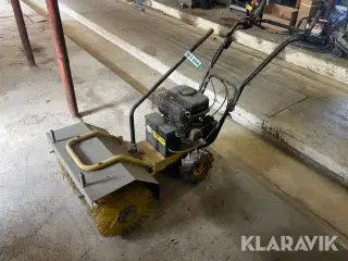 Redskabsbærer Texas Handy 600 R med kost