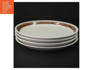 Dessiere 4 Sæt af flade keramiktallerkener fra Wiese (str. Ø. 18 cm)