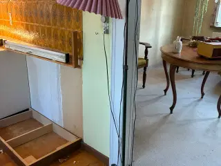 Smedejern standerlampe