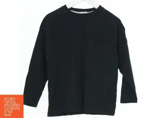 Langærmet sort t-shirt fra Mango (str. 116)