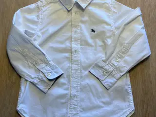 Skjorte, sorte bukser, vest 110, Hummel jakke 110 