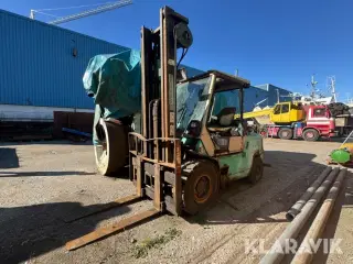 Truck Mitsubishi FD 40T