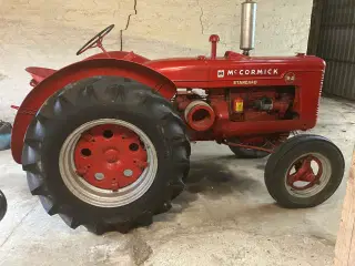 IH W4 Veterantraktor