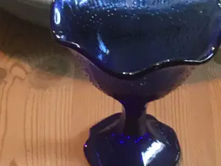 5 blå glasassietter