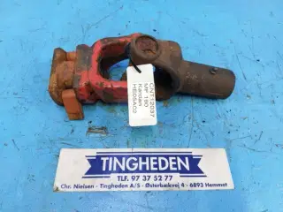 Massey Ferguson 190 Kardan Muffe 700706087
