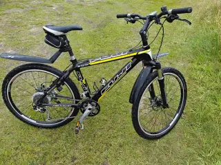Fuji Mt Fuji PRO carbon mountainbike