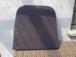 3 stk hynder - lidt bleget af solen