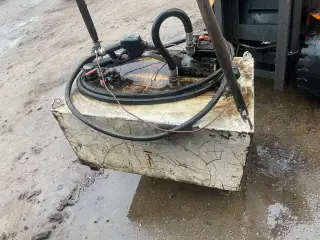 Ladtank 12v 300 L