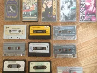 13 stk. diverse kassettebånd med musik