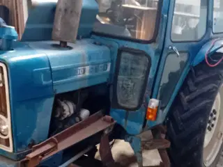 Ford 4600 m frontlæsser / dozerblad