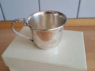 Cohr Sterling sølv børnekop.