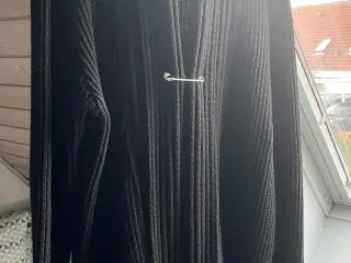 Ivan Grundahl cardigan med længde og sjalskrave