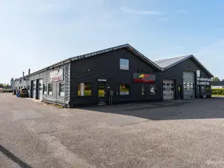 Præsentabelt lejemål med værksted, lager og kontor – ideelt til mange formål