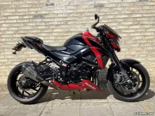 Suzuki GSXS 750
