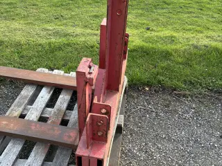 Pallegafler til traktor