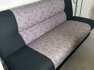 Sovesofa med opbevaring