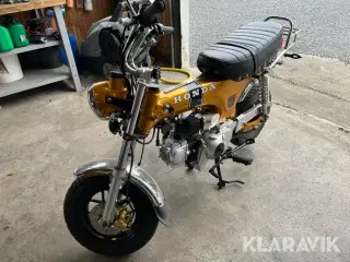 Motorcykel Honda Skyteam