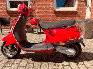 Vespa Paggio Lx50