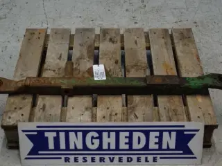 John Deere 2030 L.H. Liftarm AT30151