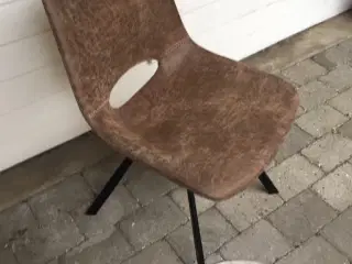 Spisebord med 3 stole