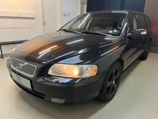 Volvo V70 2,5 T Momentum aut.