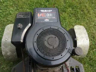 Briggs & Stratton motor