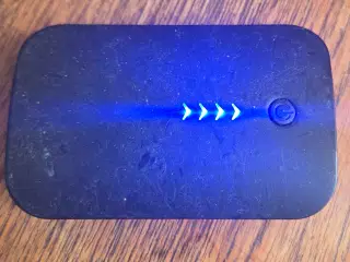 Powerbank med lommelygte