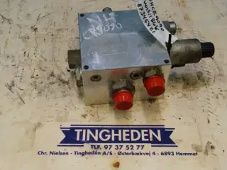 New Holland CR9090 Ventilblok 87345421