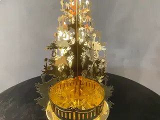 Royal Copenhagen juletræ i messing med fod