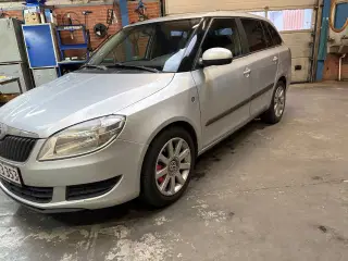 Skoda Fabia 1.2 tsi bensin DSG automatgear 