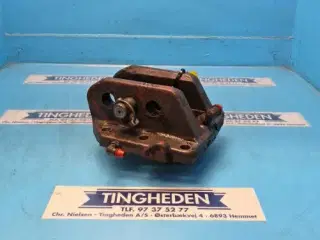 Massey Ferguson 3060 Support 3389379M2