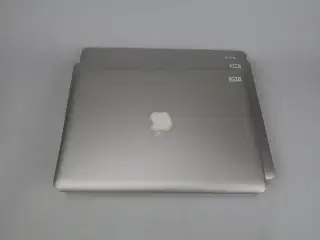 3 x MacBook - delvis / hel defekt - se bekrivelse af hver