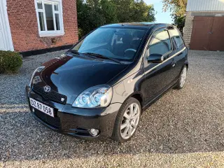 Toyota Yaris 1,5 T-Sport fra 2001