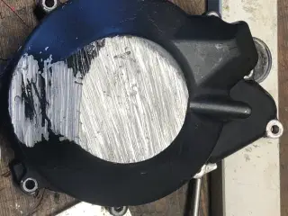 KØBES til Yamaha R6. Motordæksel