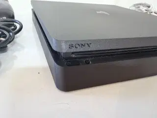 Playstation 4 1TB slim model 