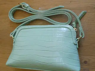 Ny skuldertaske