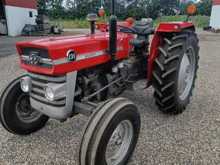 Massey Ferguson 135    Traktor - 8 gear