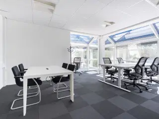 Coworking-plads i Regus Albertslund